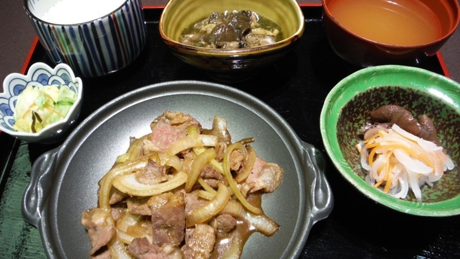 【夕軽食プラン】青森のご当地グルメ「十和田牛バラ焼き」と千年の秘湯で心も体も満たされる（夕食のみ）